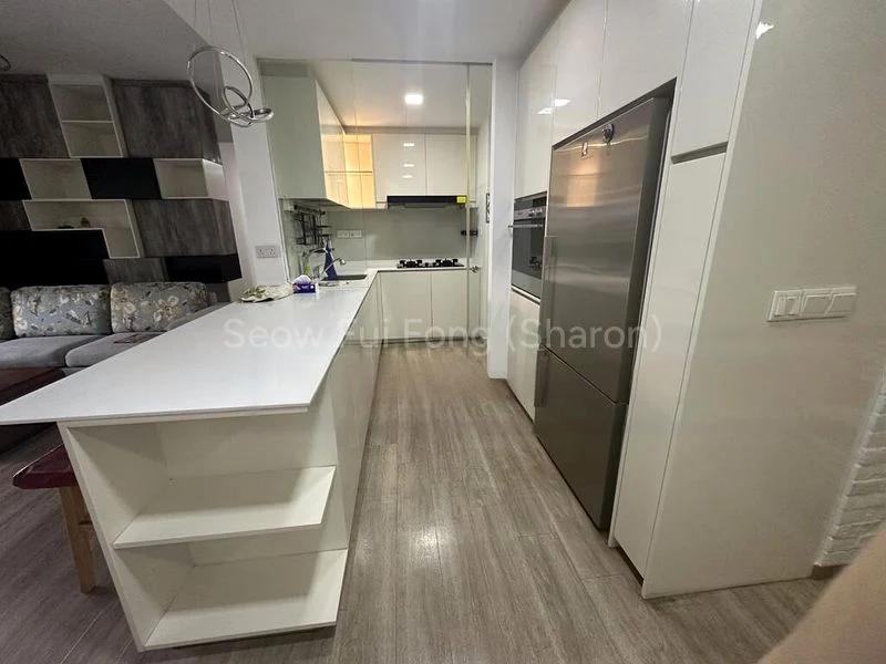 4 Bed Condo for Sale in  Lakeville - Image 6
